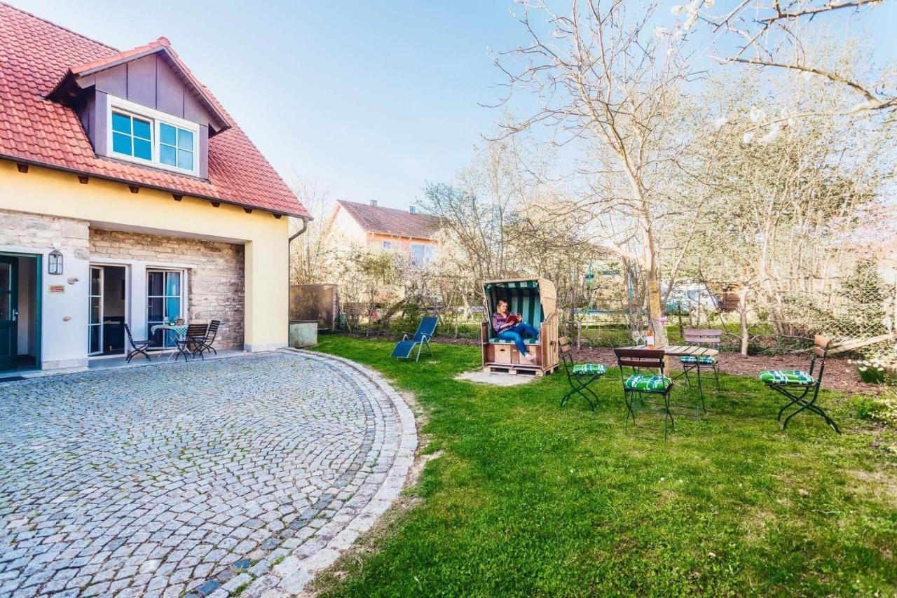 Pension Sankt Urban Sommerach Exteriér fotografie