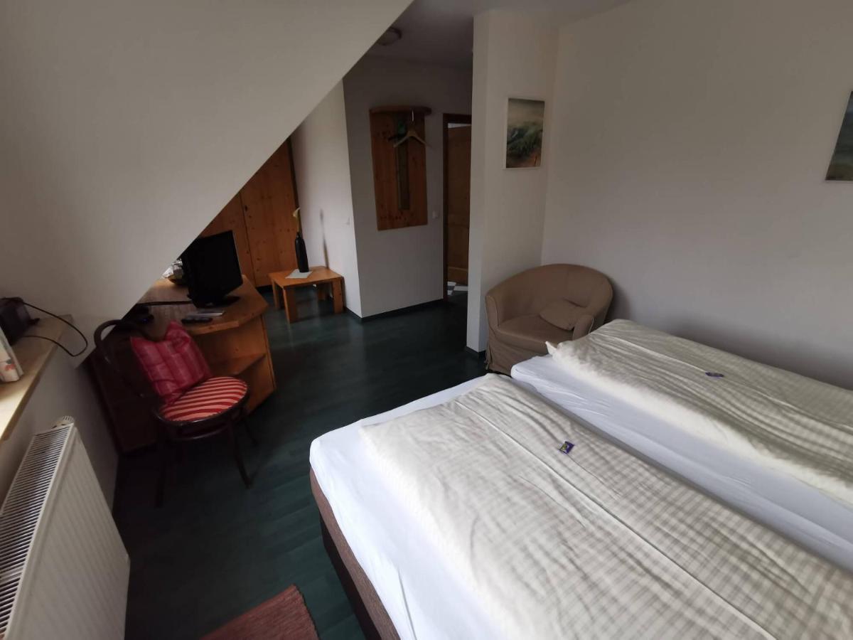 Pension Sankt Urban Sommerach Exteriér fotografie