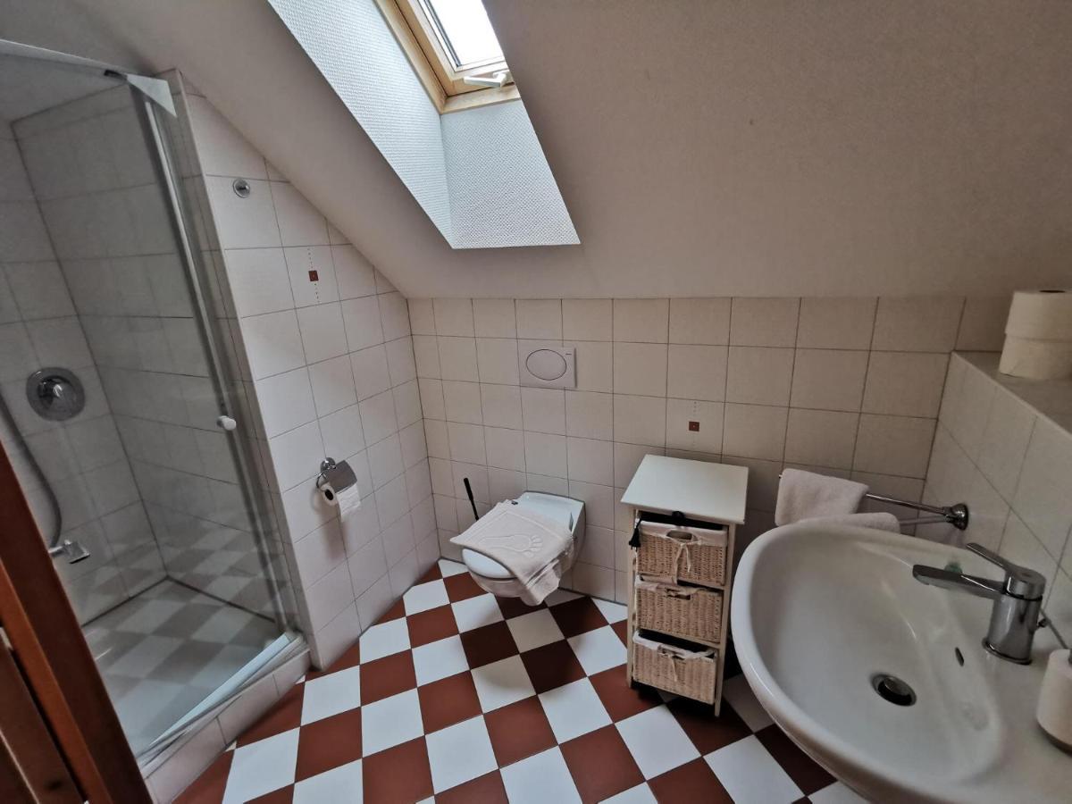 Pension Sankt Urban Sommerach Exteriér fotografie